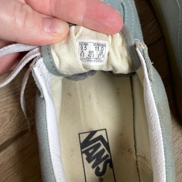 Men's Size 9.5 Pale Blue Suede Old Skool Vans - Picture 12 of 12